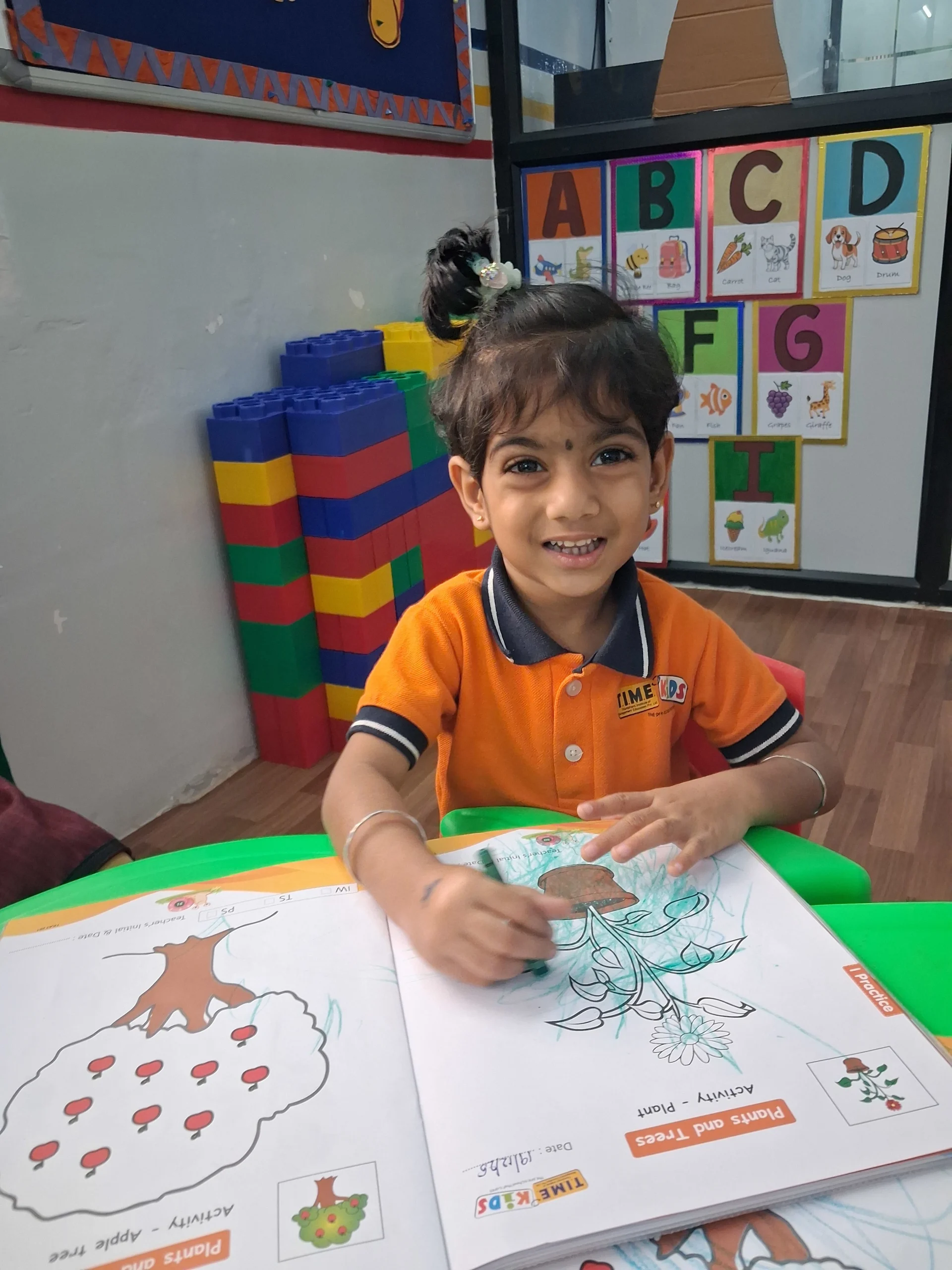 play school in Anna Nagar campus tour for parents at Time Kids preschool